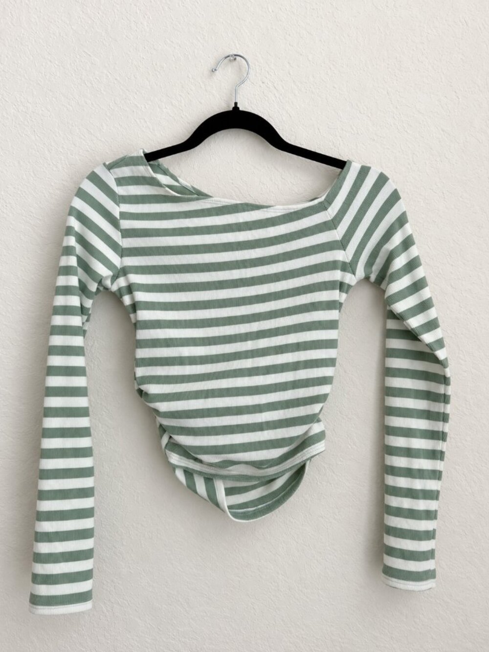 AS Revival XS Sage Green White Striped Ribbed Side Ruched Top.    (G)